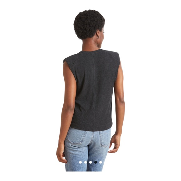 LA made Charcoal Sleeveless Padded Henley Size M - Picture 3 of 8